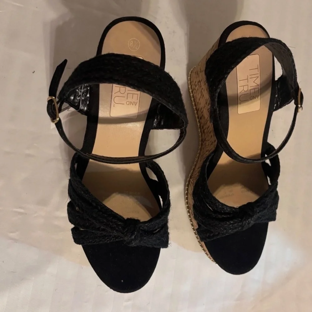Time and Tru Platform Sandals Black 8 1/2 Cork Heels - Picture 2 of 3